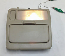 2001 - 2003 TOYOTA HIGHLANDER OEM OVERHEAD DOME LIGHT STORAGE FREE SHIPPING B6