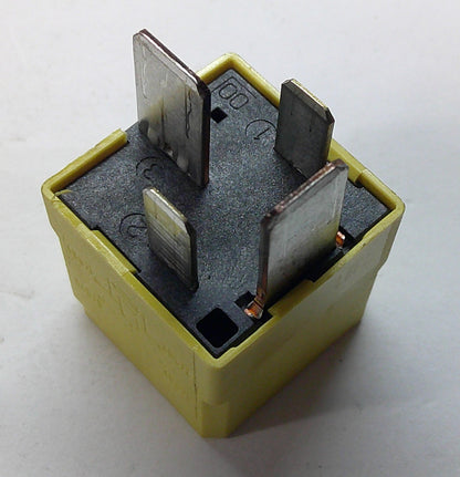 USA SAAB HELLA GM RELAY 90226846  4RA007793-06 TESTED 1 YEAR WARRANTY SB1