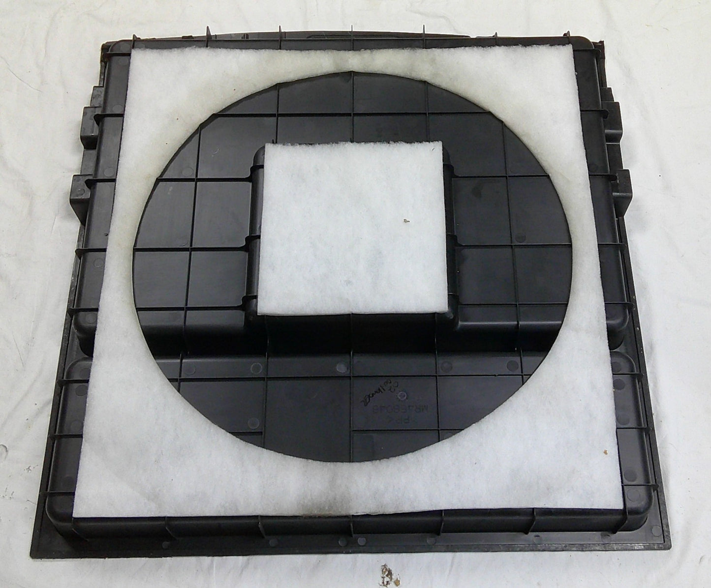 2003 - 2006 Mitsubishi Outlander Trunk Cargo Box OEM MR456046 M7