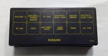 INFINITI QX4 FUSE RELAY COVER LID  B2