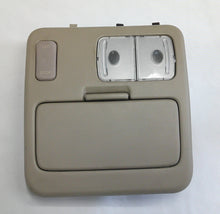 1998 TOYOTA SIENNA MAP DOME LIGHT ROOF OEM COMPARTMENT BEIGE FREE SHIPPING B4 - RarePartsFinder.Com