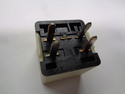 MAZDA MITSUBISHI RELAY KLG418821 OEM TESTED FREE SHIPPING! 1 YEAR WARRANTY MZ1