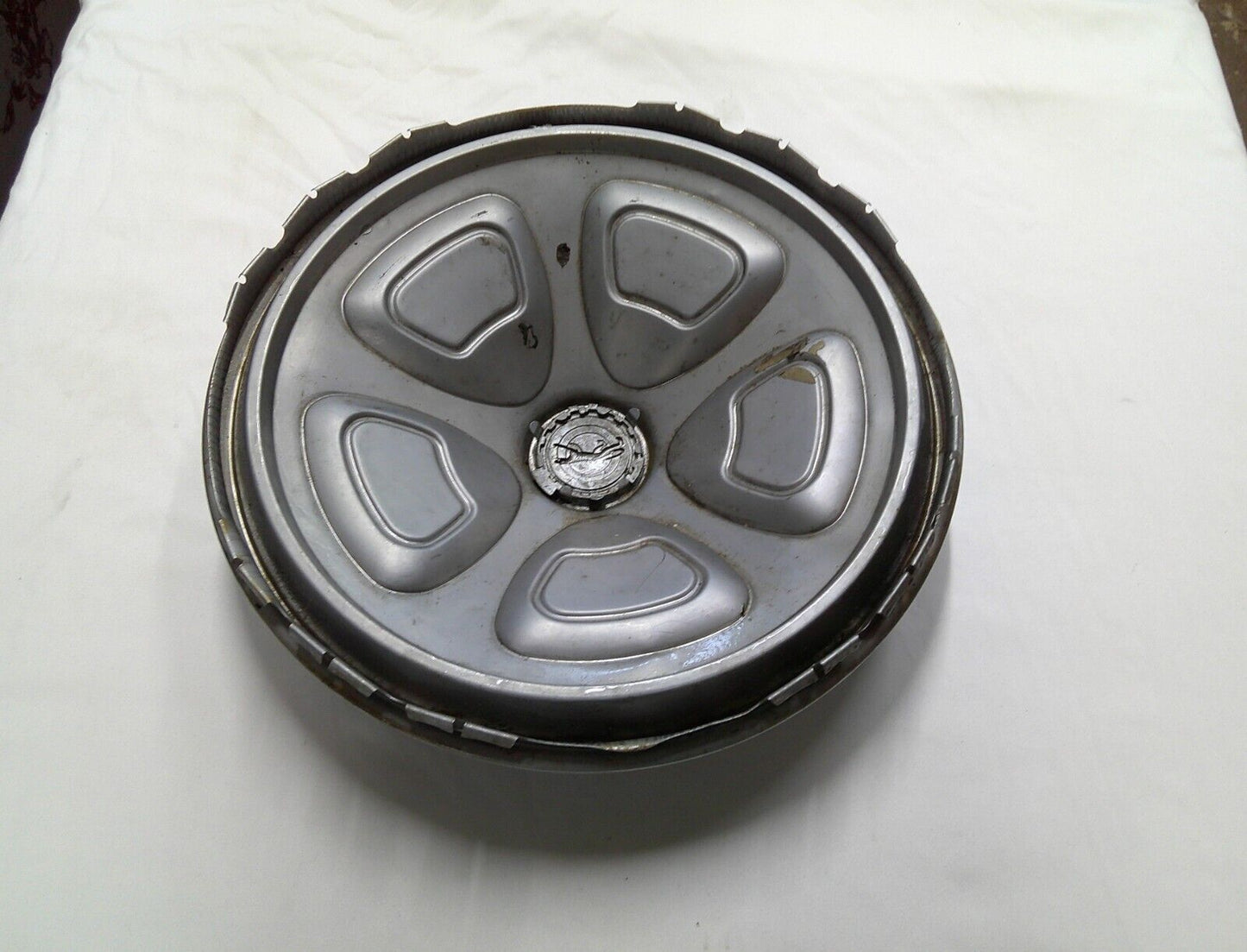 Mercury Cougar Hub Cap 14 inch NOT PERFECT SEE PICS Free Shipping! M4