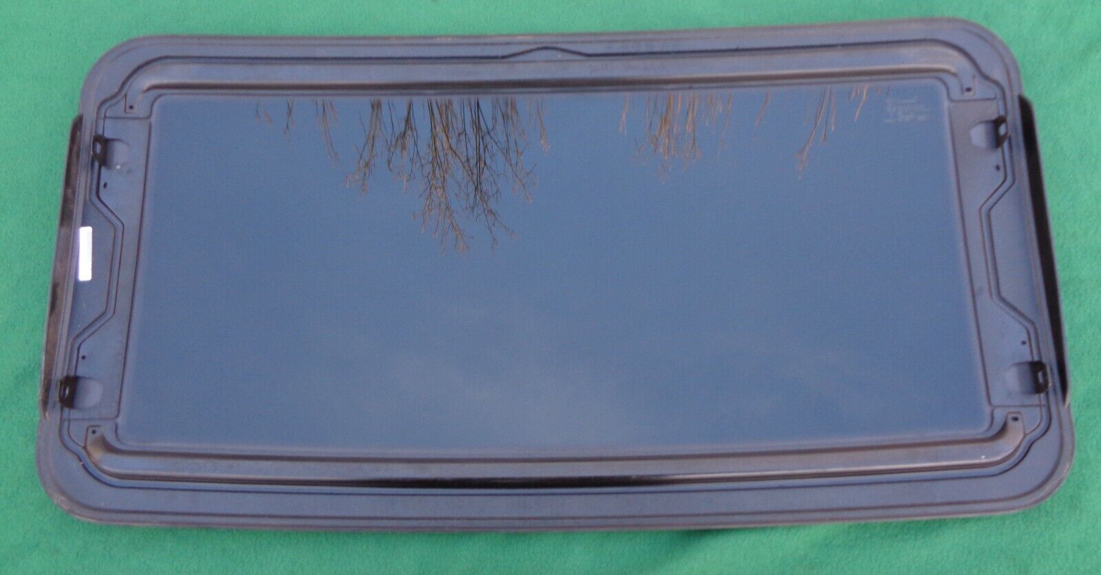 2010 - 2014 HYUNDAI SONATA OEM SUNROOF GLASS NO ACCIDENT FREE SHIPPING! - RarePartsFinder.Com