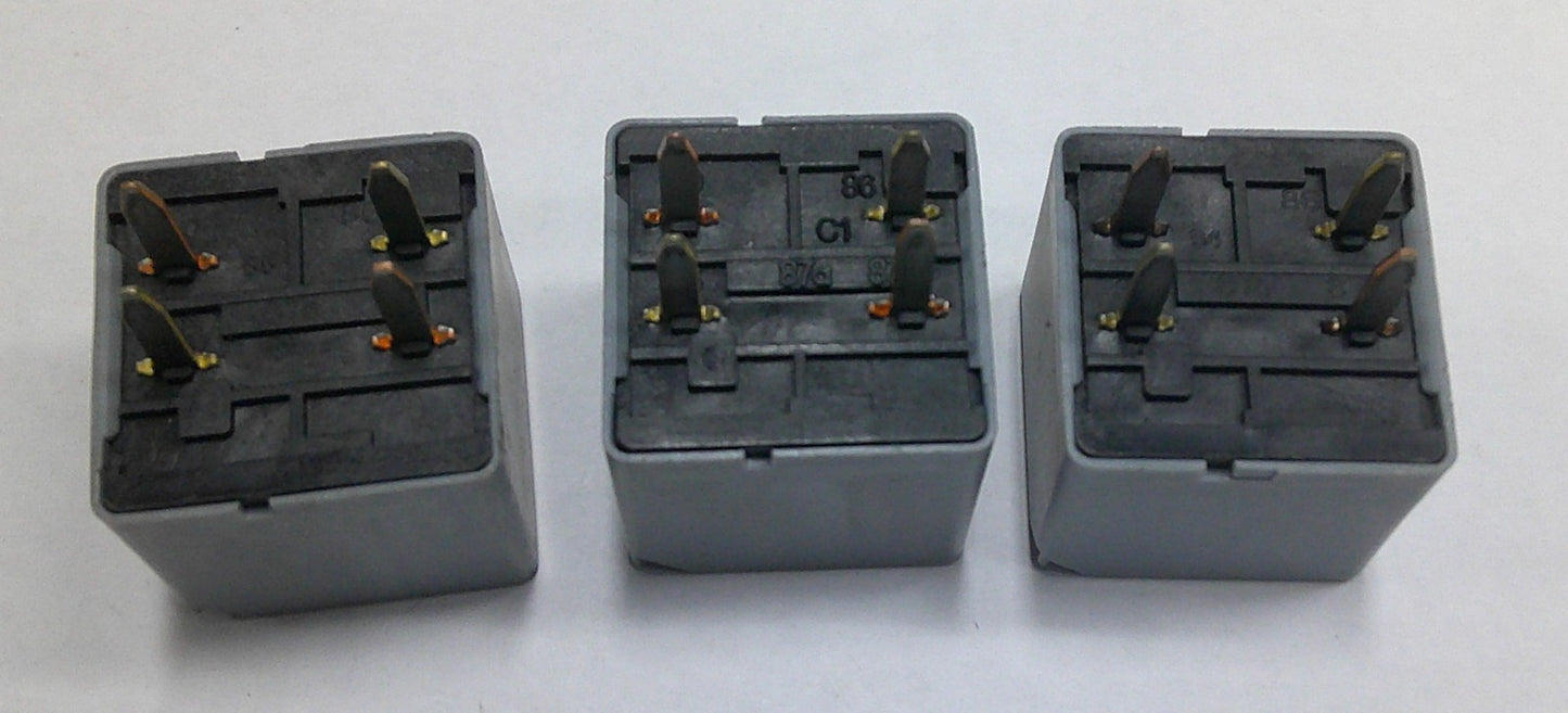 USA SELLER GM OEM DECO RELAY 3 PC LOT 96190189  1 YEAR WARRANTY TESTED  GM12