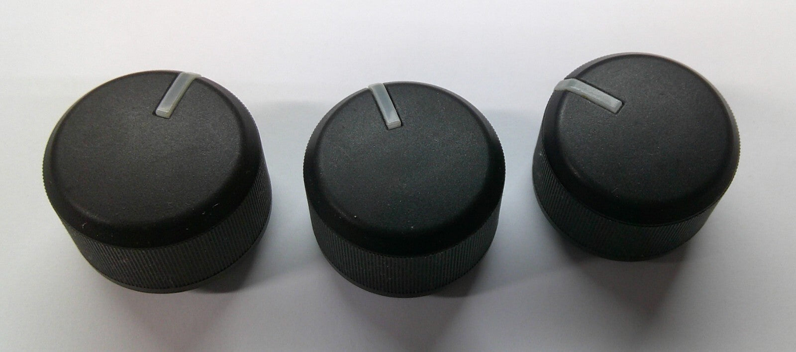 2005 CHRYSLER 300 DODGE MAGNUM CLIMATE CONTROL A/C HEATER KNOB SET 4596494AF