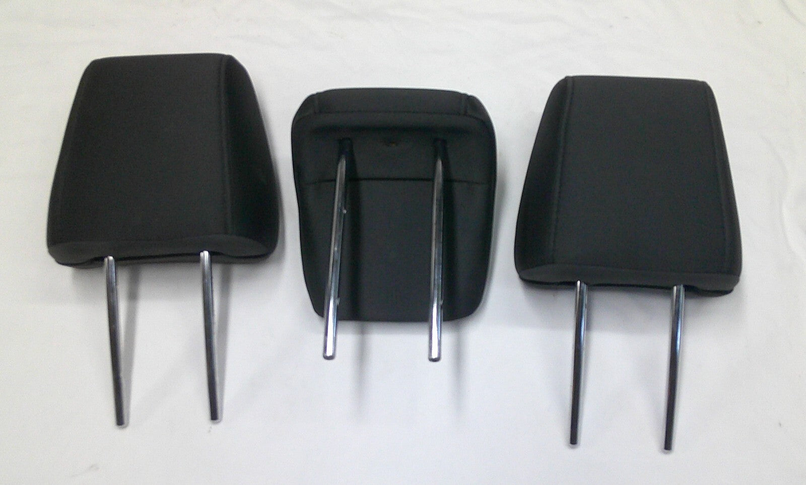 11 12 13  FORD FIESTA REAR HEADREST HEAD REST SET CLOTH CLEAN OEM FREE SHIPPING! - RarePartsFinder.Com
