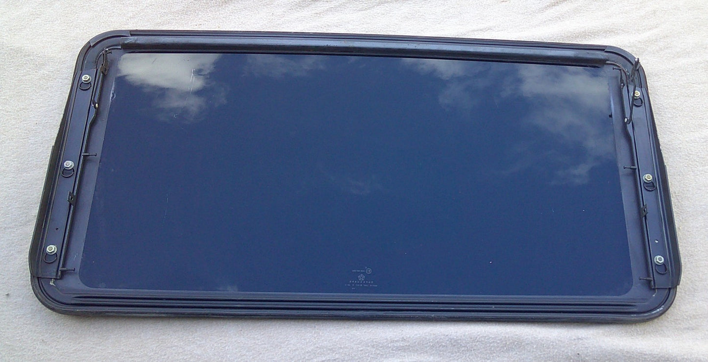 1994 - 1998 JEEP CHEROKEE OEM FACTORY SUNROOF GLASS 55076207