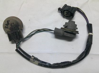1997 - 2002 Dodge Ram Socket Rear Taillight Brake Plug Pigtail 56021369  A10