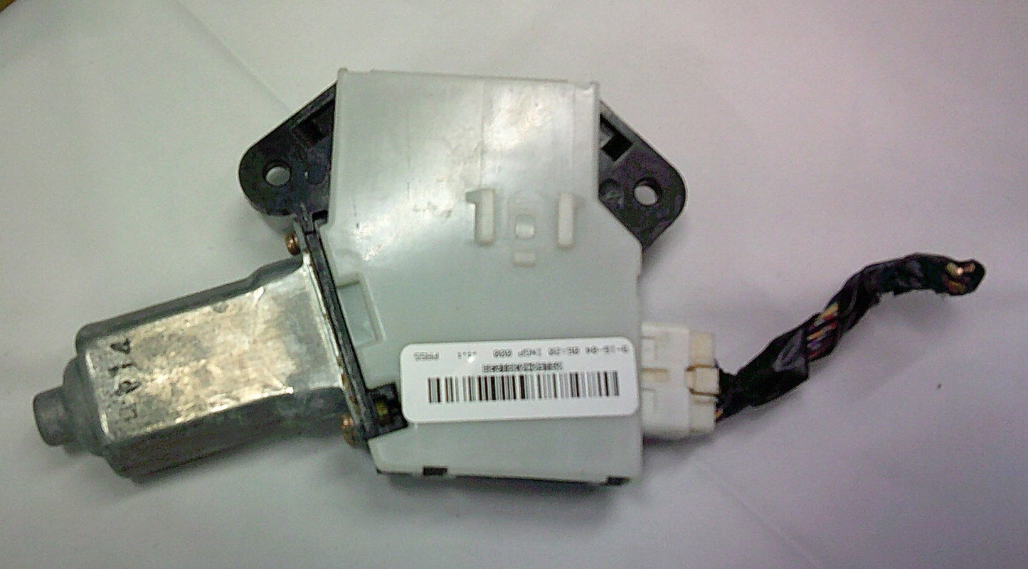 2004 - 2010 Toyota Sienna Sunroof Motor 63260-AE012   63260AE010  SM3