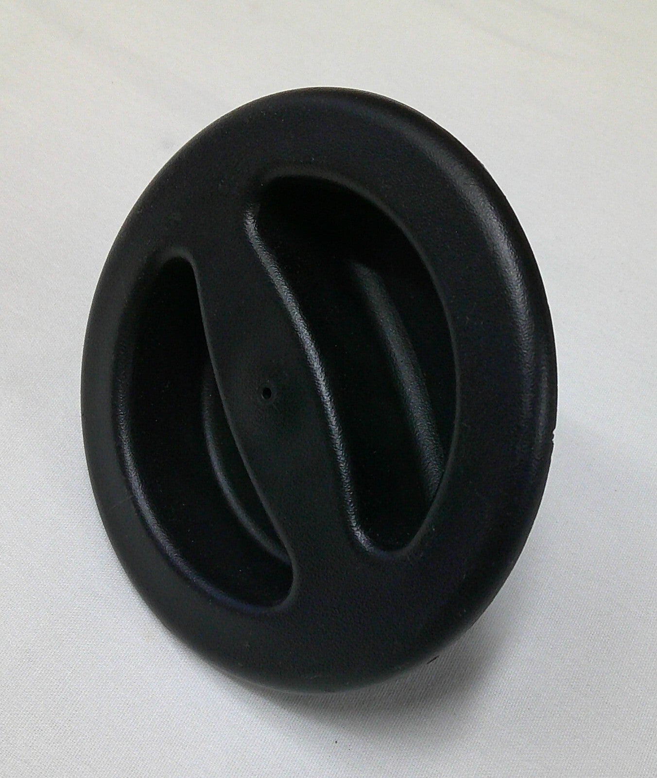 2006 - 2009 PONTIAC TORRENT SPARE TIRE TIE DOWN HOLDER MOUNT A1 - RarePartsFinder.Com