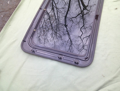 SEVILLE DEVILLE ELDORADO FLEETWOOD OEM FACTORY SUNROOF GLASS PANEL 12371674