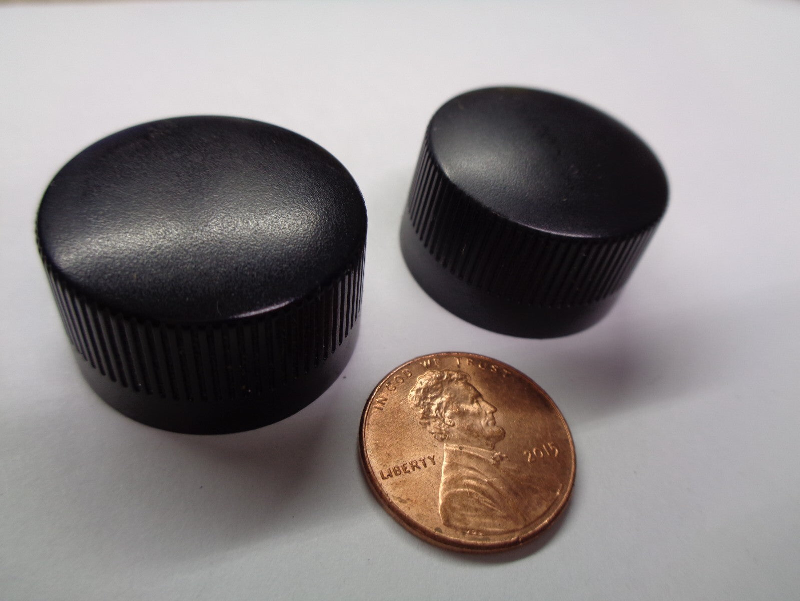 2002 - 2006 HONDA CRV STEREO RADIO TUNER KNOB SET OEM FREE SHIPPING - RarePartsFinder.Com