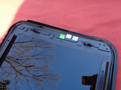 2007 CADILLAC CTS OEM FACTORY YEAR SPECIFIC SUNROOF GLASS  FREE SHIPPING - RarePartsFinder.Com