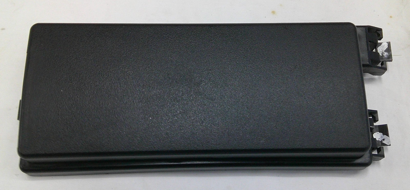 2004 - 2009 Jeep Cherokee OEM Relay Fuse Engine Compartment Cover L0023295 R3