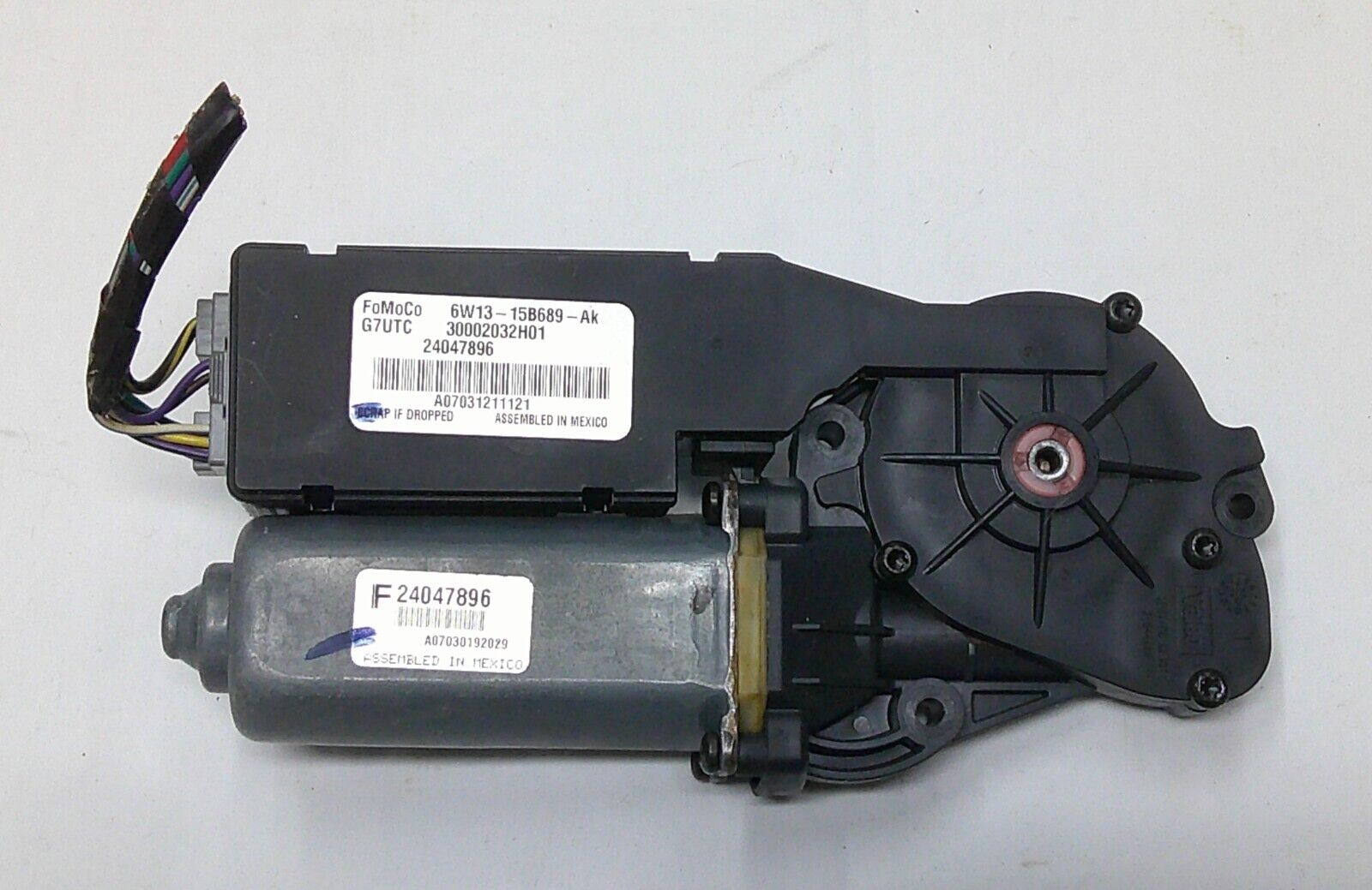 2010 - 2012 FORD FUSION OEM SUNROOF MOTOR AE5Z-15790-B TESTED SM2 - RarePartsFinder.Com