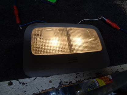 2006 - 2010 TOYOTA YARIS OEM OVERHEAD DOME LIGHT  FREE SHIPPING! R1
