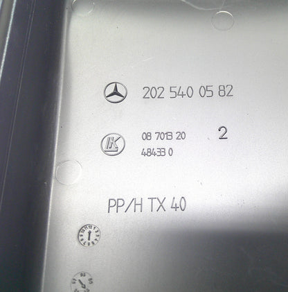 97-03 Mercedes W208 CLK320 430 Under Hood Right Fuse Box Cover Right 20254005 B7