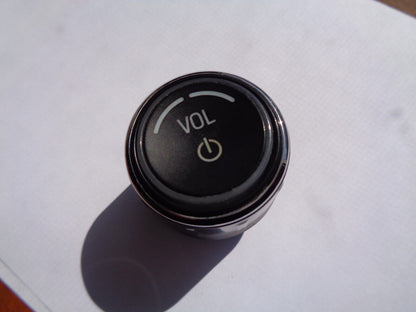 2010 2011 FORD TAURUS STEREO TUNER RADIO VOLUME KNOB OEM FACTORY - RarePartsFinder.Com