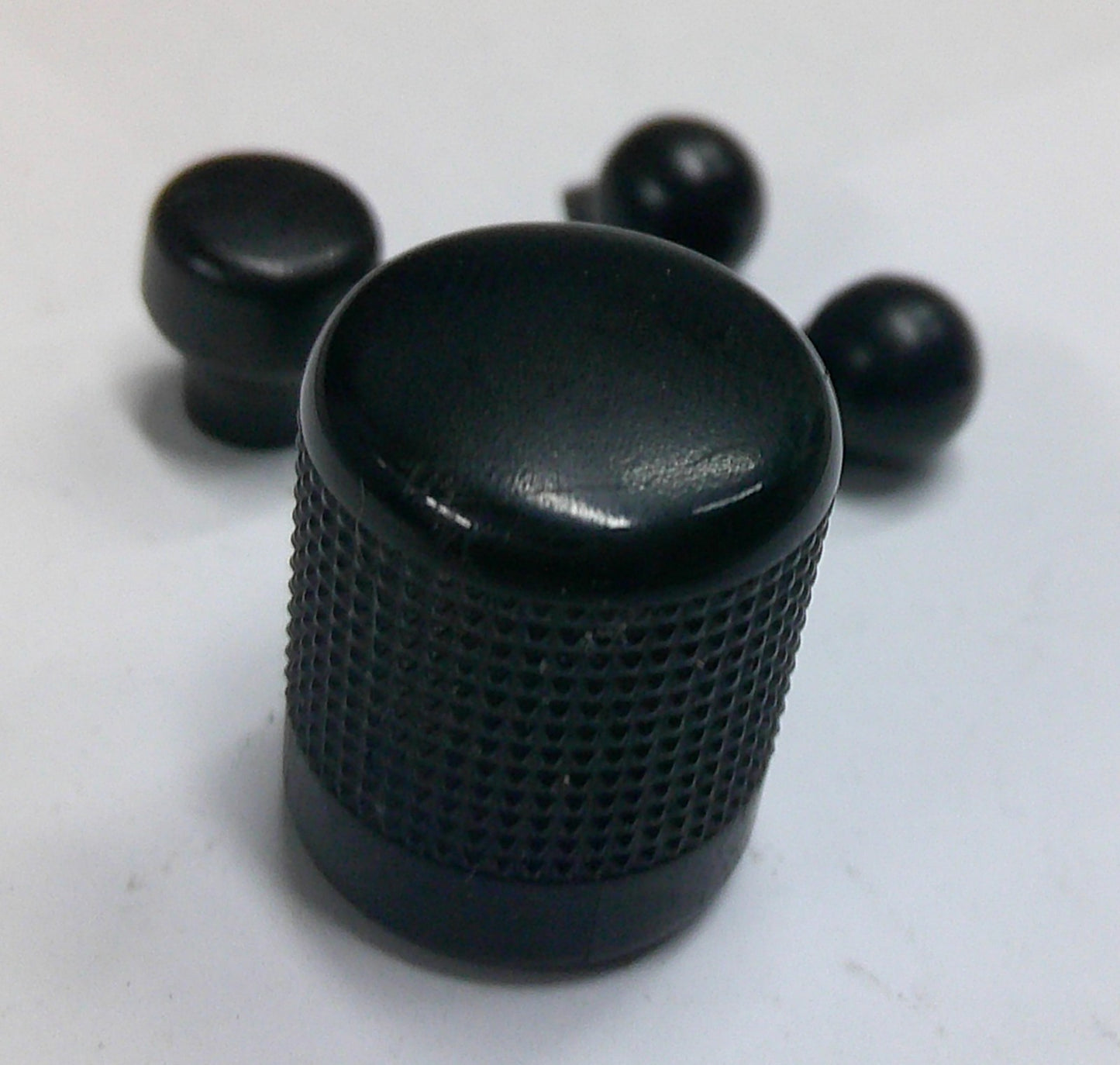 2000 DODGE DAKOTA RADIO STEREO TUNER SELECTOR KNOB SET OEM