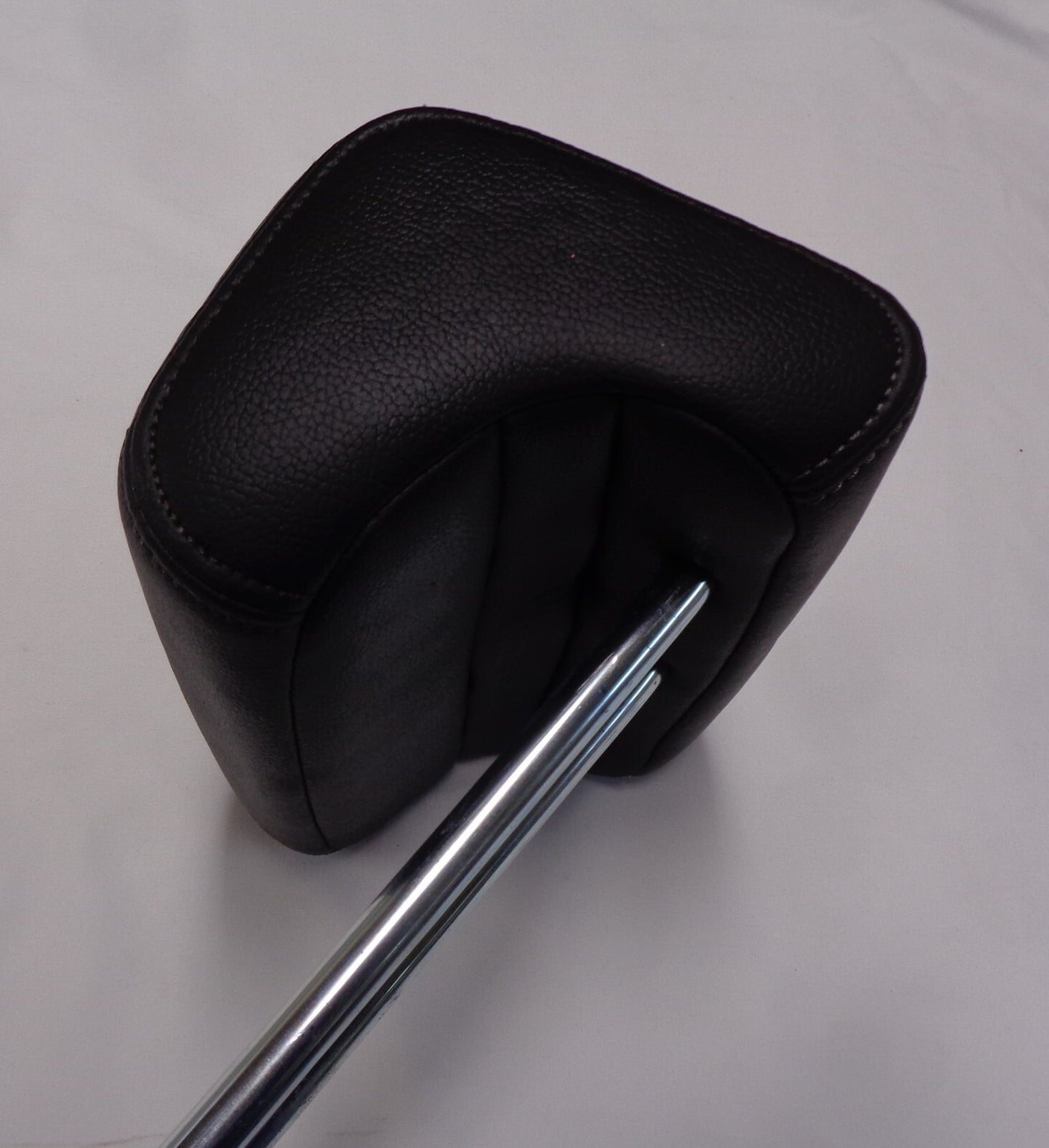10 11 12 HONDA CROSSTOUR REAR HEADREST HEAD REST BLACK LEATHER OEM FREE SHIP R4