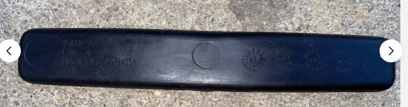 03-06 Chevy Silverado GMC Sierra Console Cup Holder Storage Bin Rubber Liner A20