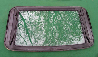 1997 HONDA CIVIC 4 DOOR OEM YEAR SPECIFIC SUNROOF GLASS NO ACCIDENT FREE SHIP - RarePartsFinder.Com