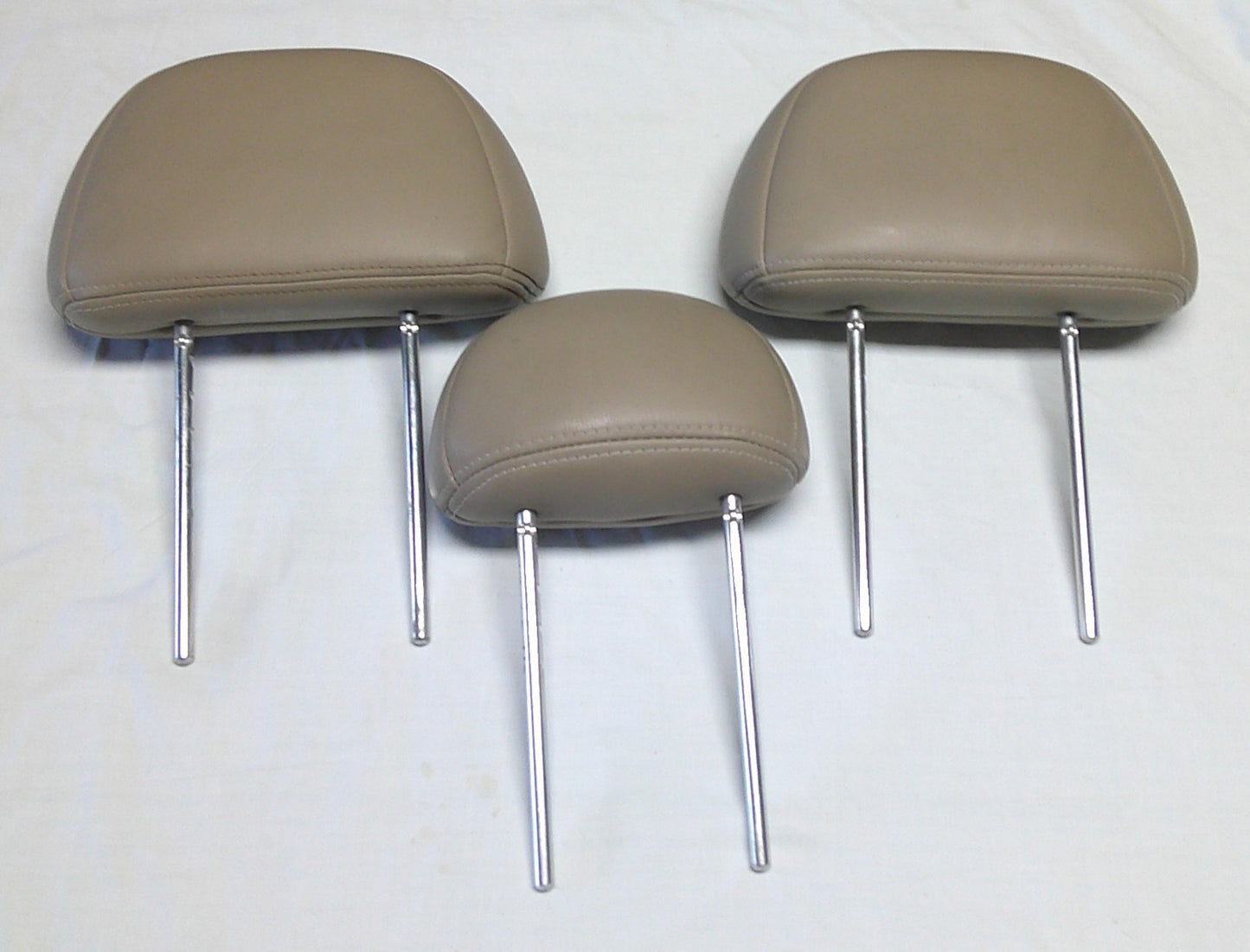 2005 - 2012 Ford Escape Mariner Rear 2nd Row Head Rest Set Tan Leather OEM