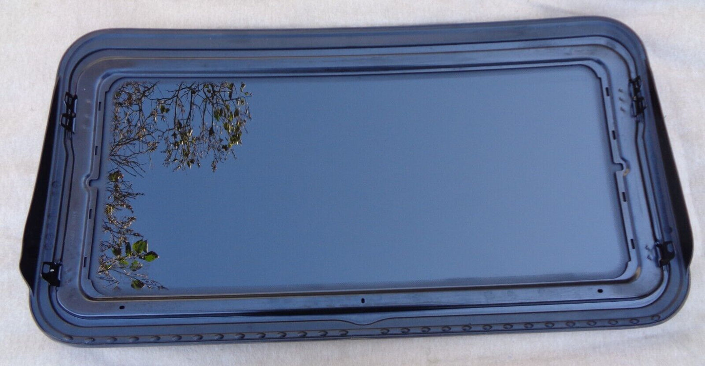 2008 - 2012 HYUNDAI ELANTRA TOURING OEM FACTORY SUNROOF GLASS FREE SHIPPING! - RarePartsFinder.Com