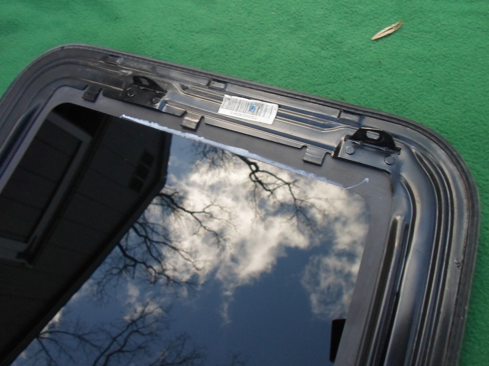 2010 MERCURY MILAN YEAR SPECIFIC OEM FACTORY SUNROOF GLASS FREE SHIPPING!