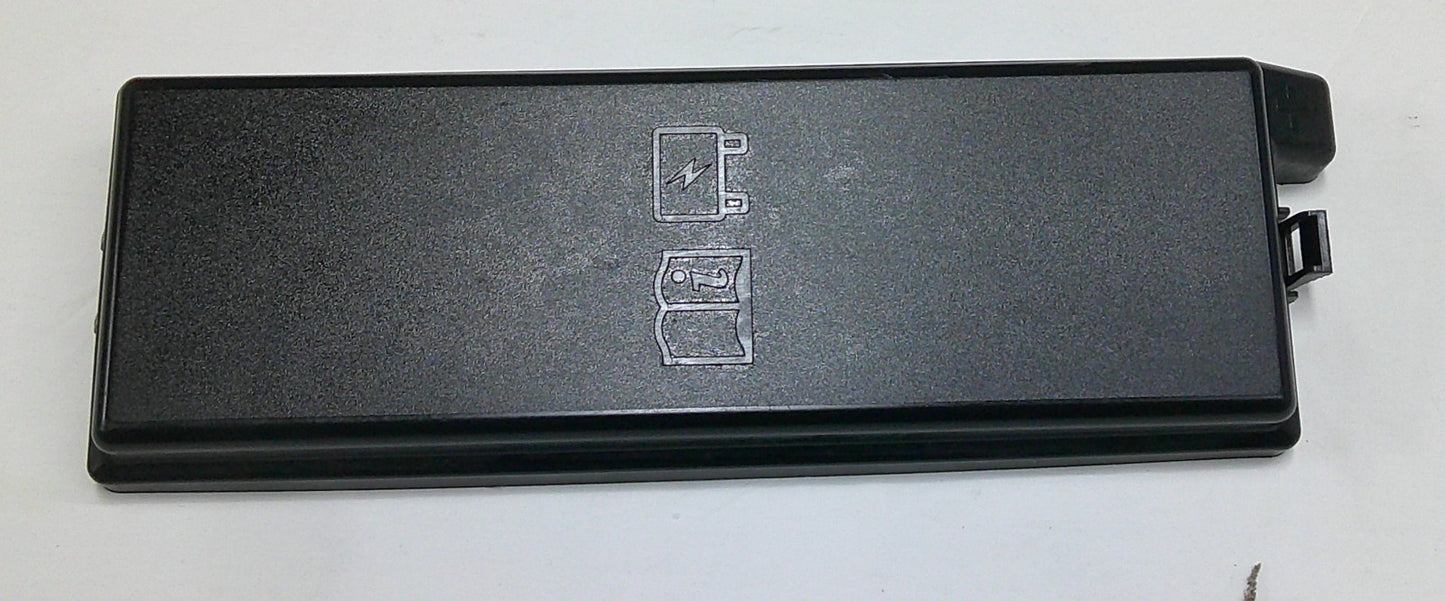 LR4 Range Rover Sport Engine Compartment Fuse Relay Cover OEM LR014265 R2