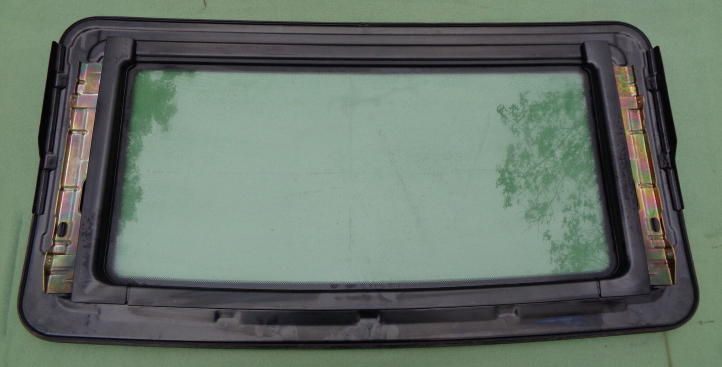 1997 - 2004 MITSUBISHI DIAMANTE OEM FACTORY SUNROOF GLASS FREE SHIPPING!