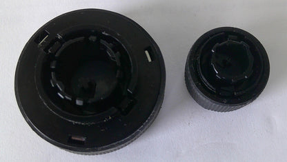 2006 - 2010 CHEVROLET HHR RADIO STEREO TUNER CONTROL KNOB SET OEM