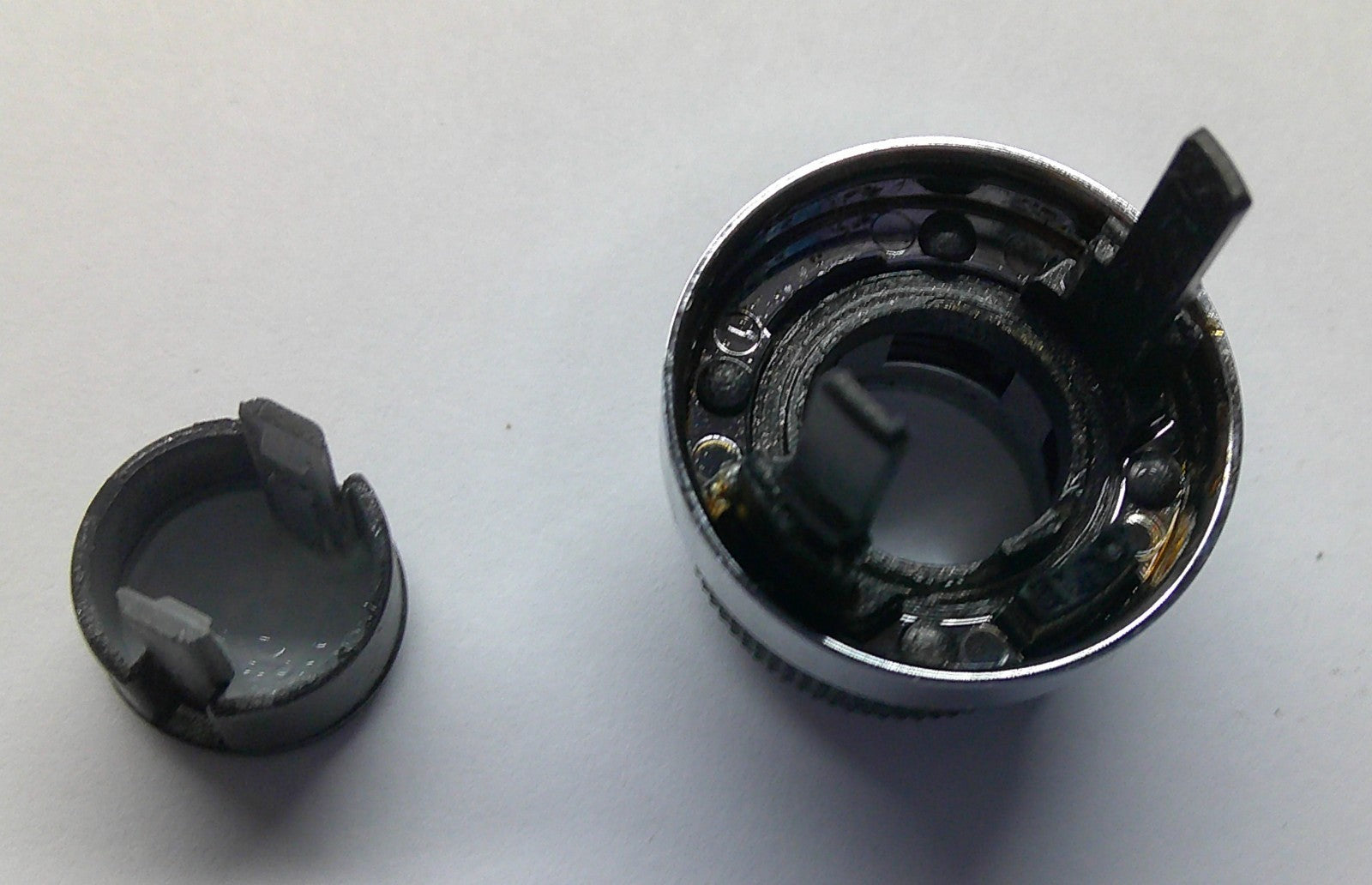 2014 - 2019 Infiniti Q70 Heated Seat Knob Control 25500-1MA1C - RarePartsFinder.Com