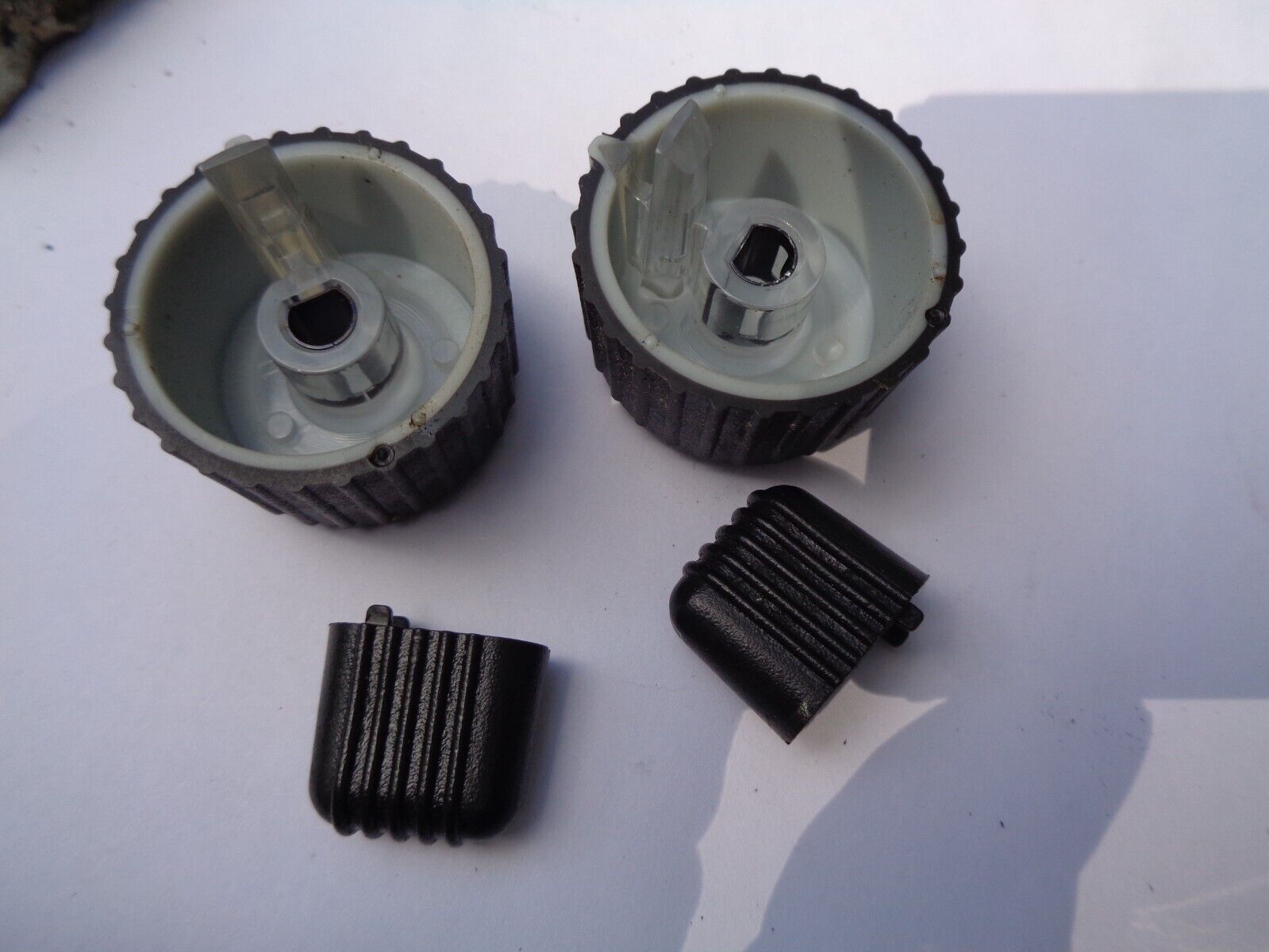 2003 - 2008 CHEVY TRAILBLAZER CLIMATE CONTROL HVAC KNOB SET OEM FREE SHIPPING! - RarePartsFinder.Com