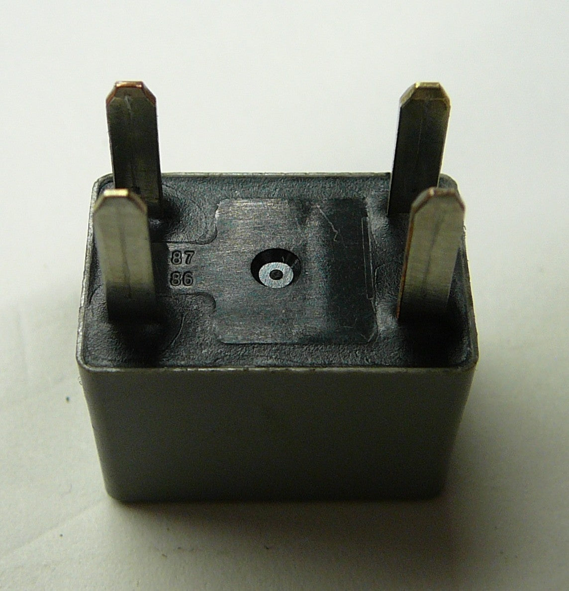 04692260AA OEM Chrysler Dodge Viper Charger Challenger OEM Relay ACV32212 C3