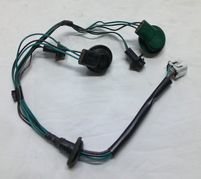07 - 12 Sentra Socket & Wire Rear L or R Taillight Brake Plug 26551-ET00A A10