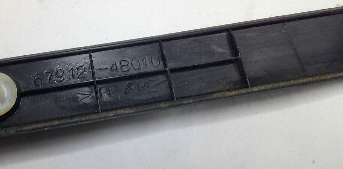 01 - 07 TOYOTA HIGHLANDER DRIVER DOOR FRONT SILL 67912-48010 OEM FREE SHIP B6 - RarePartsFinder.Com