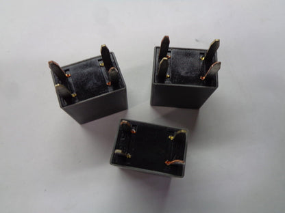 LOT OF 3 HYUNDAI  RELAY 95220-38000 TESTED 1 YEAR WARRANTY OEM FREE SHIPPING HY1 - RarePartsFinder.Com