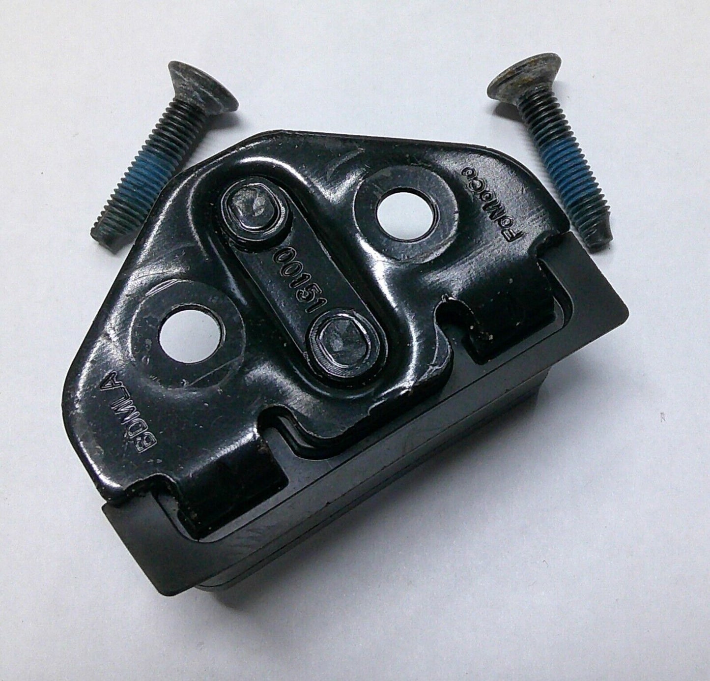 EDGE MKX TAURUS X TRUNK LID STRIKER w/ BOLTS 7A1Z-7843252-A OEM FREE SHIPA17 - RarePartsFinder.Com