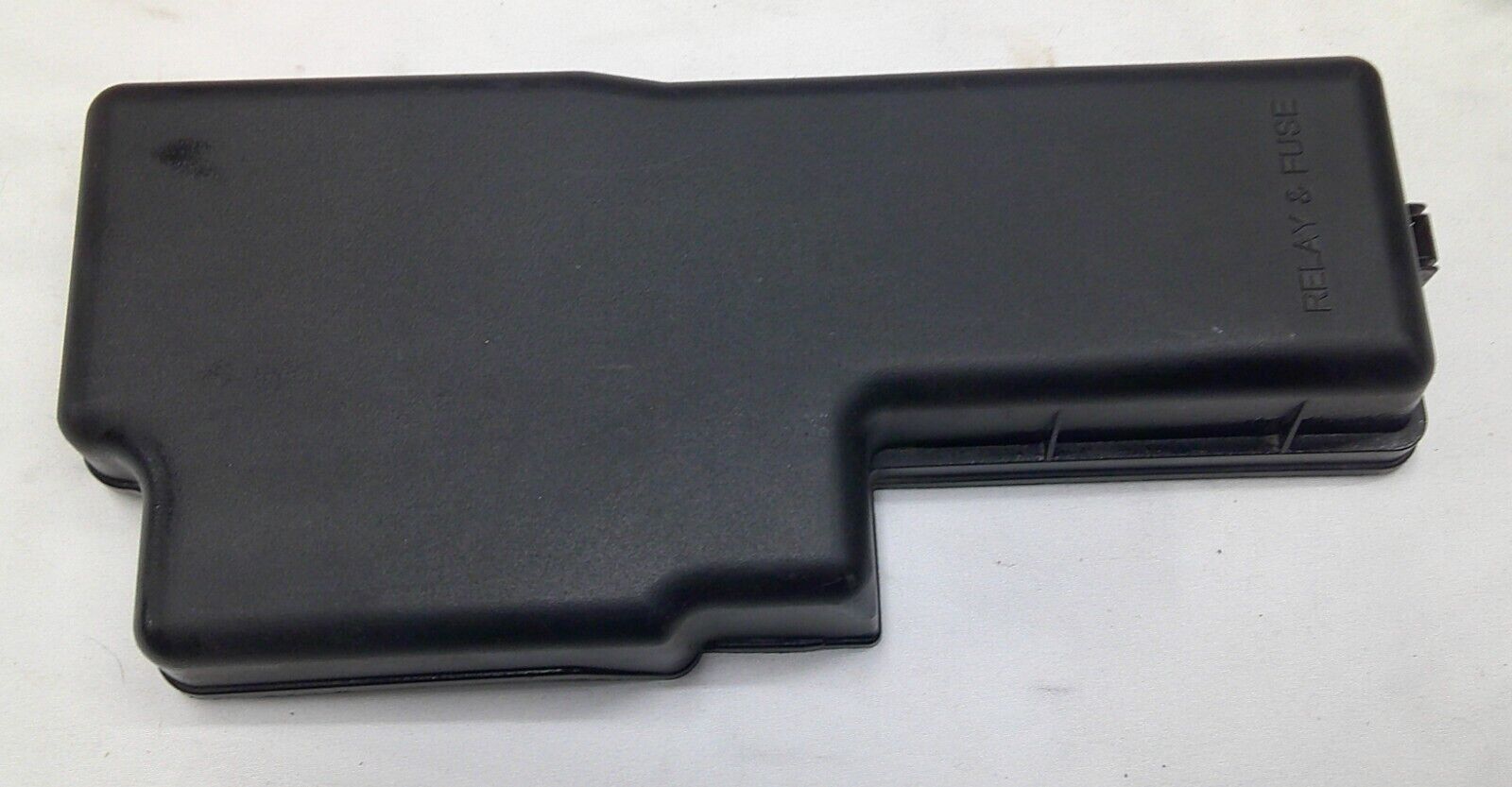2004 - 2006 Toyota Solara Engine Compartment Fuse Relay Cover OEM R2