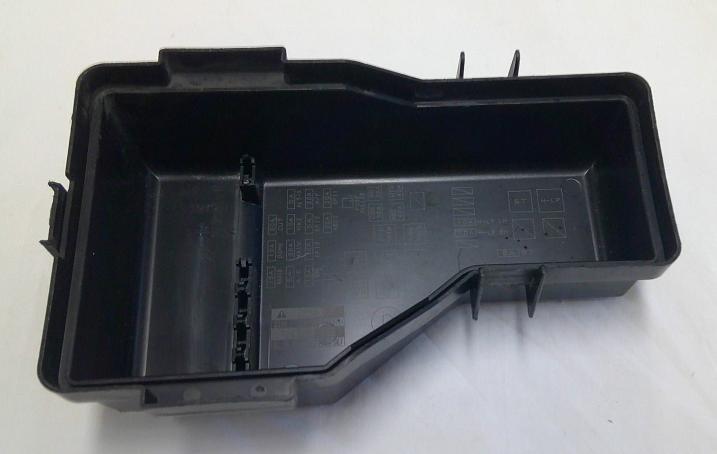 01 - 04 Toyota Rav4 Engine Compartment Fuse Relay Cover OEM 82672-42090 R2 - RarePartsFinder.Com