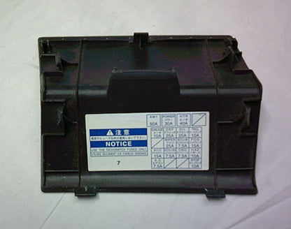 2004 - 2006 Scion Xa Fuse Panel Opening Cover OEM 55545-52060 B1