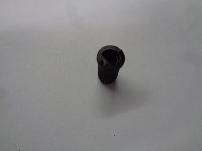 97 - 04 BUICK REGAL CENTURY LESABRE PARK AVENUE OEM RADIO STEREO TUNER KNOB - RarePartsFinder.Com