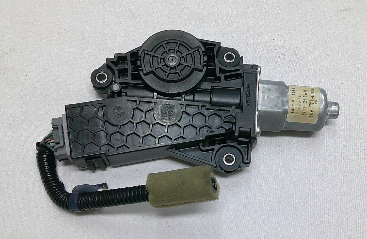 2013 - 2017 HONDA ACCORD OEM FACTORY SUNROOF MOTOR TESTED FREE SHIPPING SM2 - RarePartsFinder.Com