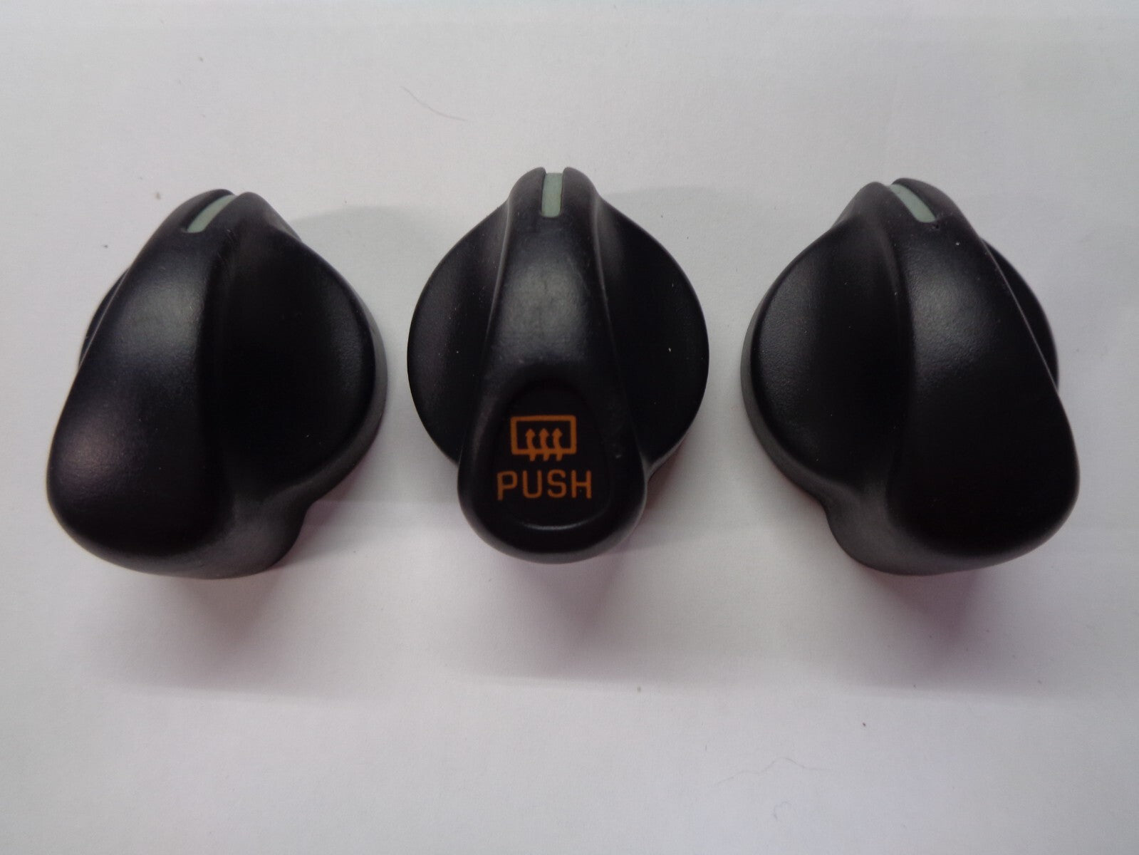 1998 CHEVY MONTE CARLO CLIMATE CONTROL HEATER A/C KNOB SET OEM FREE SHIPPING