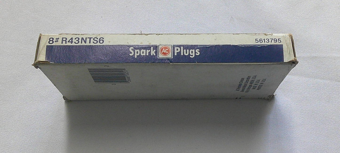 NOS ACDelco OEM Lot of 8x NEW Spark Plugs R43NTS6 5613795 Free Shipping!  B7