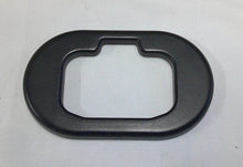 06 - 10  Solstice Saturn Sky Door Striker Bezel Cover 15292983 10350976  A17 - RarePartsFinder.Com