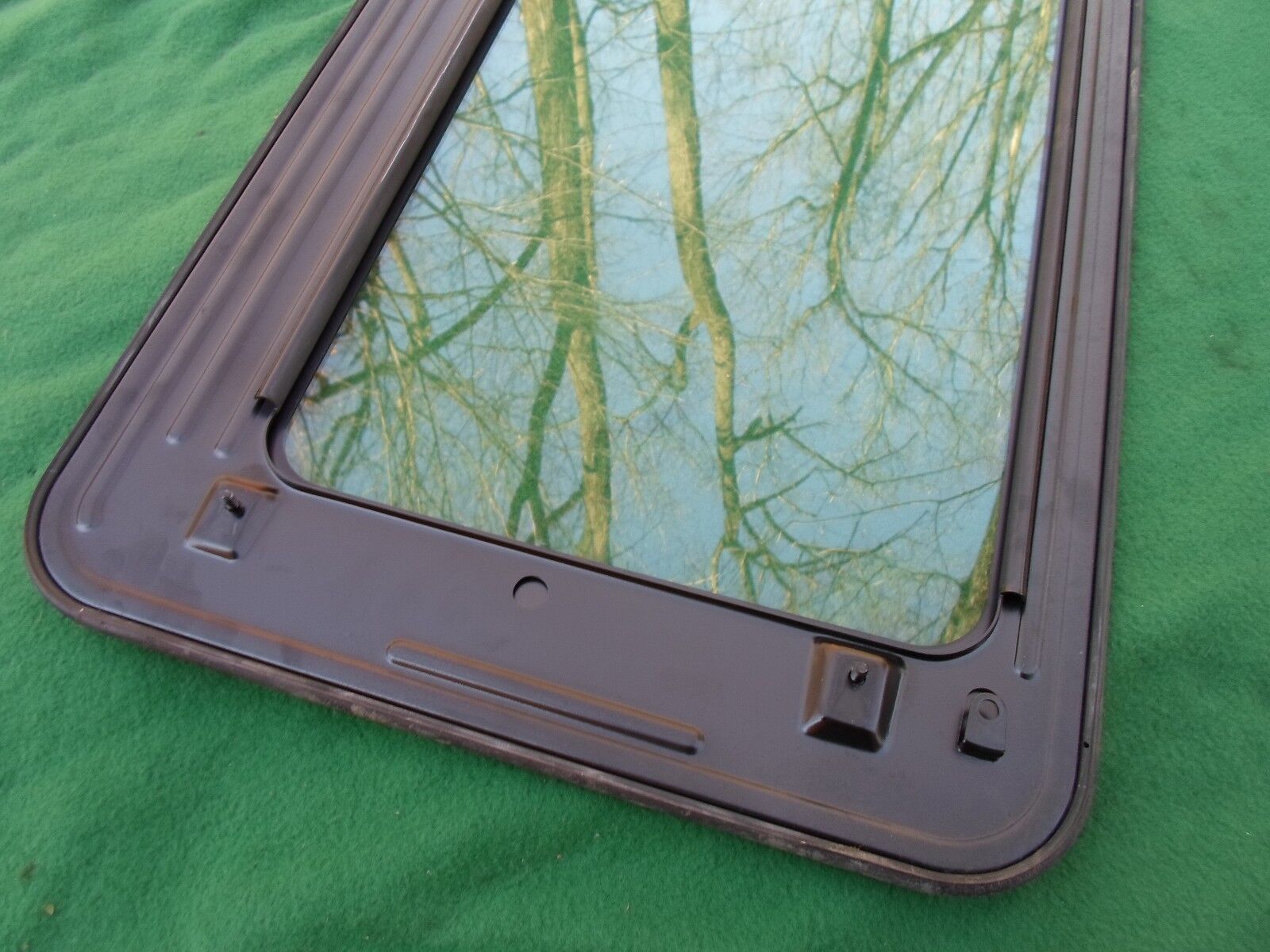 1997 INFINITI I30 YEAR SPECIFIC OEM SUNROOF GLASS NO ACCIDENT! FREE SHIPPING!