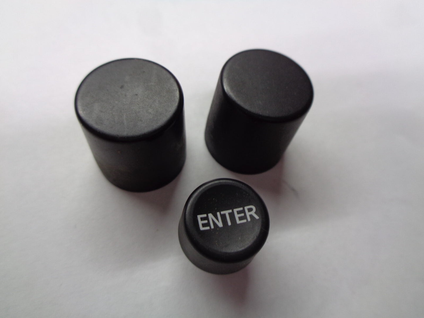 2009 SUBARU TRIBECA RADIO STEREO TUNER SELECTOR KNOB SET OEM FREE SHIP